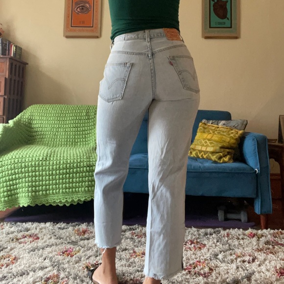 Vintage 550 Lightwash Levi’s - Picture 4 of 4